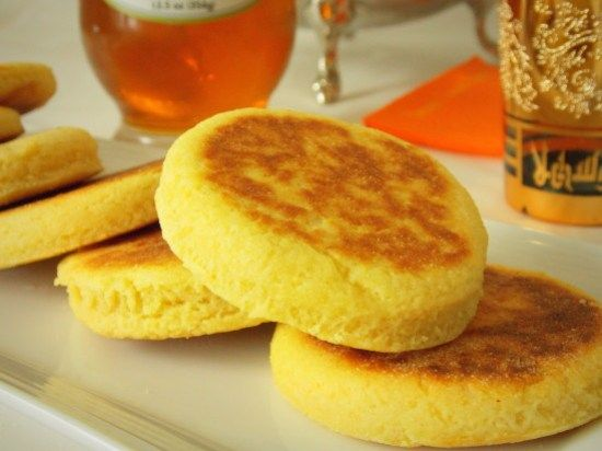 MounaNaceri's tweet photo. Sbah L'Khair!🥞🇲🇦🍯
#MoroccanHarcha #MoroccanTea #MoroccanBreakfast https://t.co/7dSChfQnn9