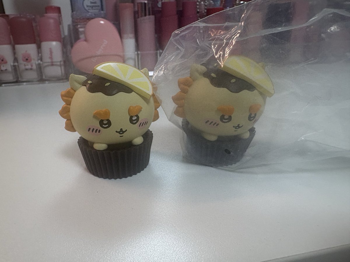 Eulastar11's tweet photo. 내가 우리 시사 너무 사랑하는데…아니 피규어 2개산게 둘다 연속 시사는 좀 그렇잖아ㅠㅠ 절대 너가 싫어서는 아니고 음…너가 꼭 2개일 필요가 있었을까 싶다 https://t.co/0K6AmazF0n