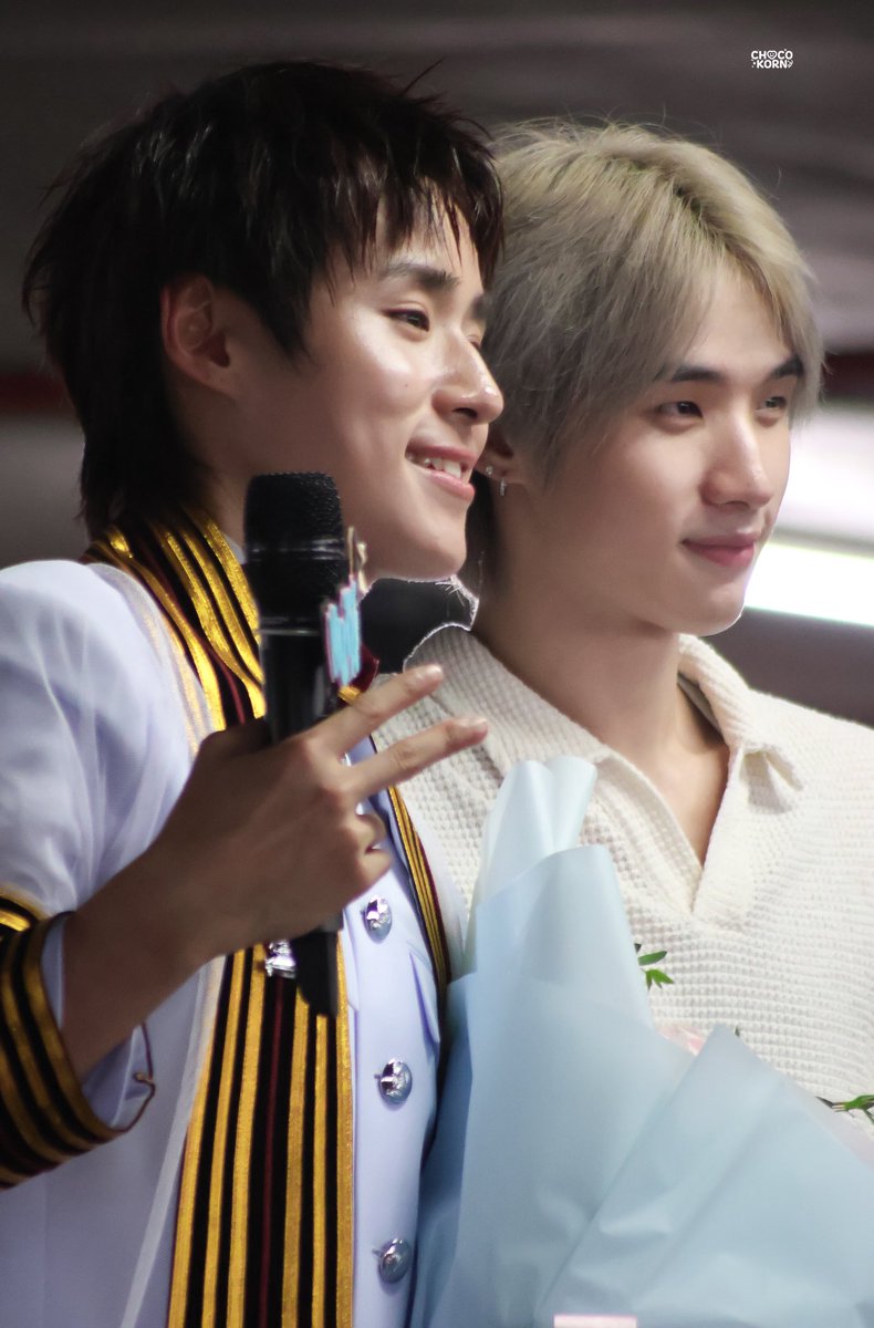 chocokorn's tweet photo. : นัทฮงขอกล้องออฟฟิเชียลค่ะ

จบกุแตกตึ้มๆๆๆ 😭😭😭😭😭

CELEBRATING NUTDAN

#GraduateNutdan
#nnutdan #LYKN https://t.co/GwsdMlco0i