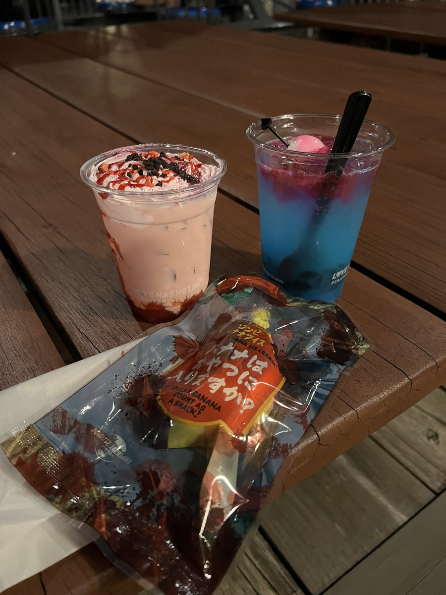 san29182880's tweet photo. 時間になったから行って来た。今回はキューティーゾンビとサーカスゾンビとゾンビバナナアイスにしてみたよ https://t.co/dvwfhDAWdS