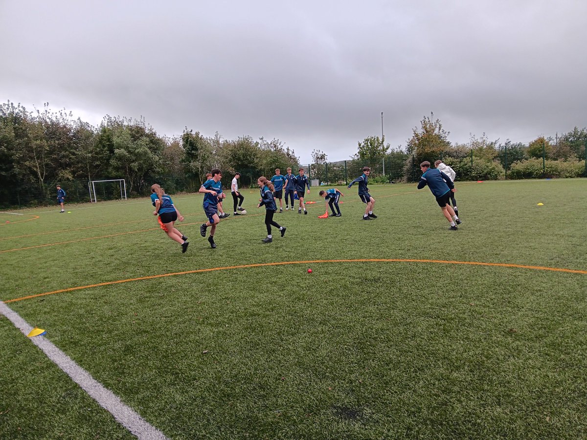 WhelanGavin's tweet photo. #CoachEducation - @Watppgaa Support ✅️👇

F1 #NurseryWorkshop with 2nd TY group in @ArdscoilNaMara, #Tramore this morning, brilliant energy, enthusiasm &amp; learnings in a FUN environment, well done to all involved 👍 @WaterfordGAACG @WaterfordGAA @EastDeiseGAA @TramoreGAA13 #GAA https://t.co/EME8x85MZq