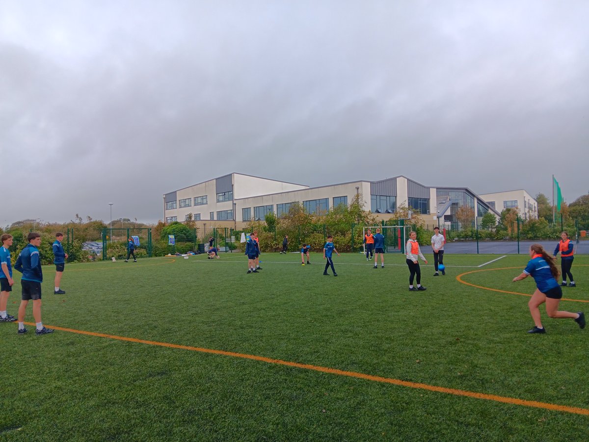 WhelanGavin's tweet photo. #CoachEducation - @Watppgaa Support ✅️👇

F1 #NurseryWorkshop with 2nd TY group in @ArdscoilNaMara, #Tramore this morning, brilliant energy, enthusiasm &amp; learnings in a FUN environment, well done to all involved 👍 @WaterfordGAACG @WaterfordGAA @EastDeiseGAA @TramoreGAA13 #GAA https://t.co/EME8x85MZq