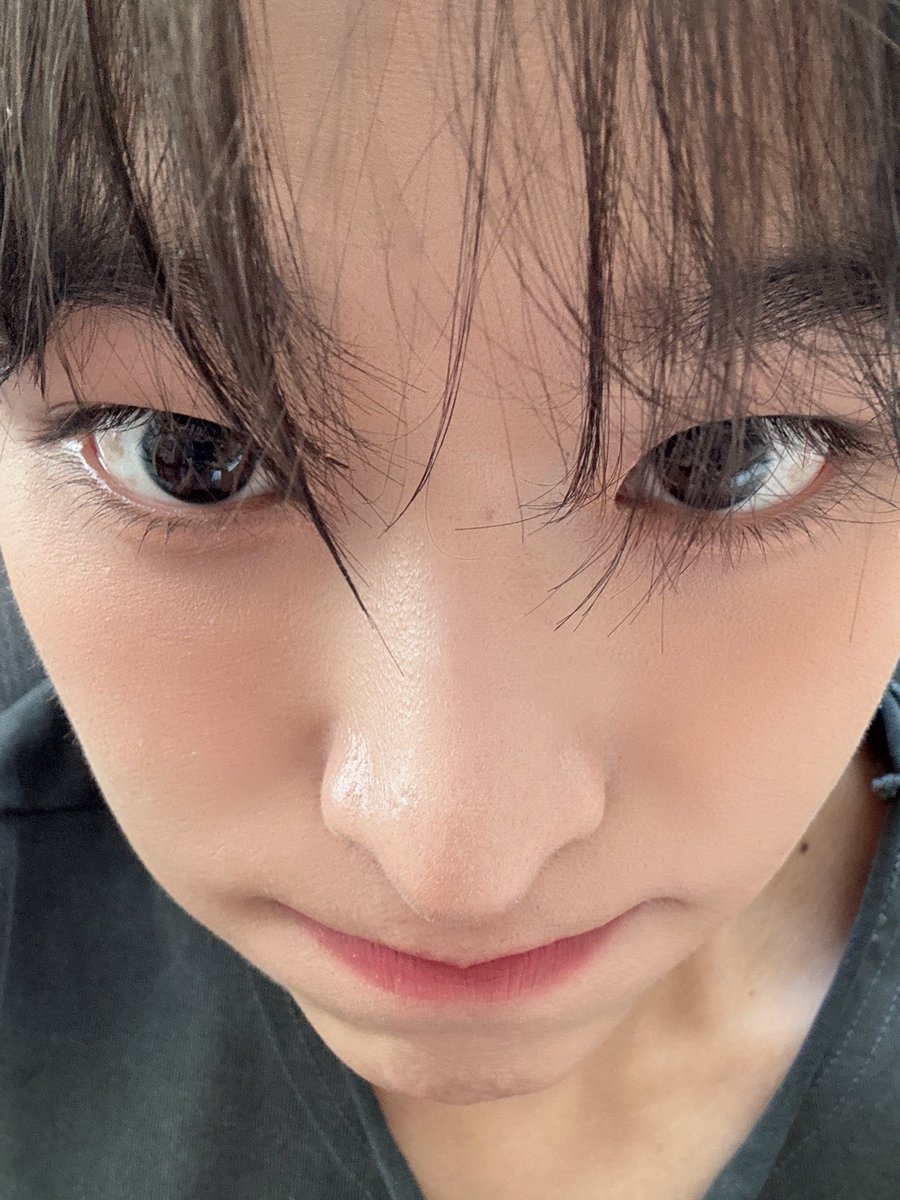 kuriiiocean's tweet photo. ? 똑같잖아 https://t.co/enC8TpCJqo