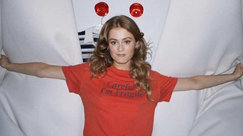 OliviaActual's tweet photo. 🗞️ | “Olivia Bay prepara su salto definitivo al pop con ‘El amor no está de moda’, su primer EP tras ‘Operación Triunfo’”

Os dejamos por aquí el artículo de @El_Plural 

🔗 https://t.co/I5fc8llKyJ https://t.co/FJbWxwKrYa