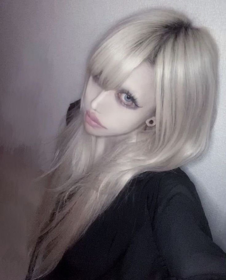 pandiizi's tweet photo. OMG IT from dazzlingbad is such #thinspo 😭😭🤍🤍
Literally my goals <33

#ricecakestwt #edrtwt #vkei #ANA https://t.co/3EoswhdmNu