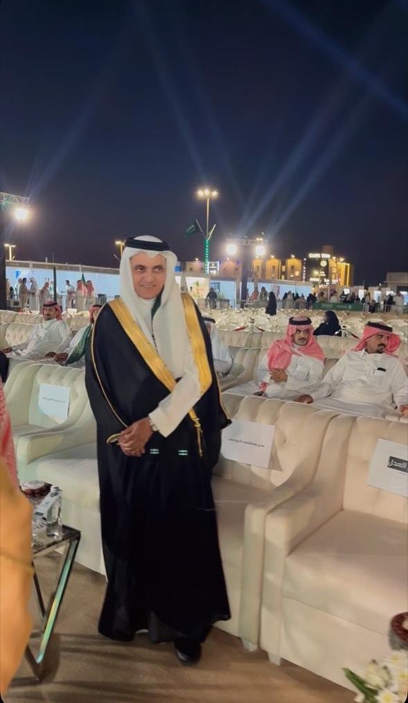 B_321a's tweet photo. احتفال محافظة الدوادمي باليوم الوطني 
ومشاركة نادي التنمية الاجتماعي
#الدوادمي 
مدير مستشفى محافظة الدوادمي:
مرزوق عبدالله العتيبي
والعقيد: 
نايف عبدالله بن عقيل https://t.co/id3UGq8UOJ