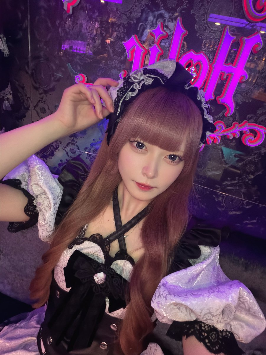 22xx_ll3's tweet photo. 19~23までいます
 #歌舞伎町  #コンカフェ https://t.co/csosifyjDl
