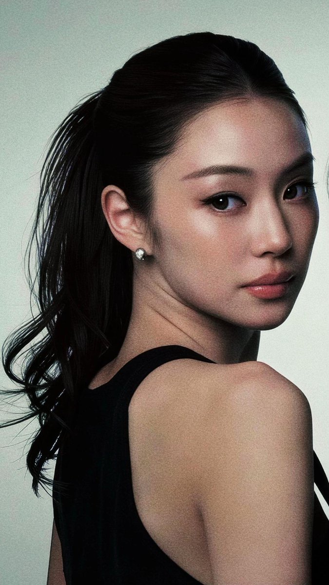 LittleP_05's tweet photo. ทุกคนไม่เล่นแล้วนะ ลีน่าหมิวคือคู่คนไทย คู่เดียวที่จะไปร่วมงาน Paris Fashion Week SS27 ของ CHANEL จริงๆ รู้ว่าตอนนี้น้องๆงานเยอะ แต่ก็อยากให้ทุกคนช่วยกันโฟกัสยอดของแฟชั่นวีคที่เริ่มเก็บกันมาแล้วตั้งแต่วันที่ 26 กย.ด้วย ปีที่แล้วพวกเราทำได้ดีมาก แต่ปีนี้มันพิเศษขึ้นอีกขั้นจริงๆ ทุกคนเรามาช่วยทำให้มันดีมากกว่าปีก่อนเถอะ :)

#LalinaLena #MiuNatsha 
@lena__lorena @miunatshaa
#CHANEL @CHANEL
#CHANELSS27xLenaMiu
#CHANELSpringSummer #PFW