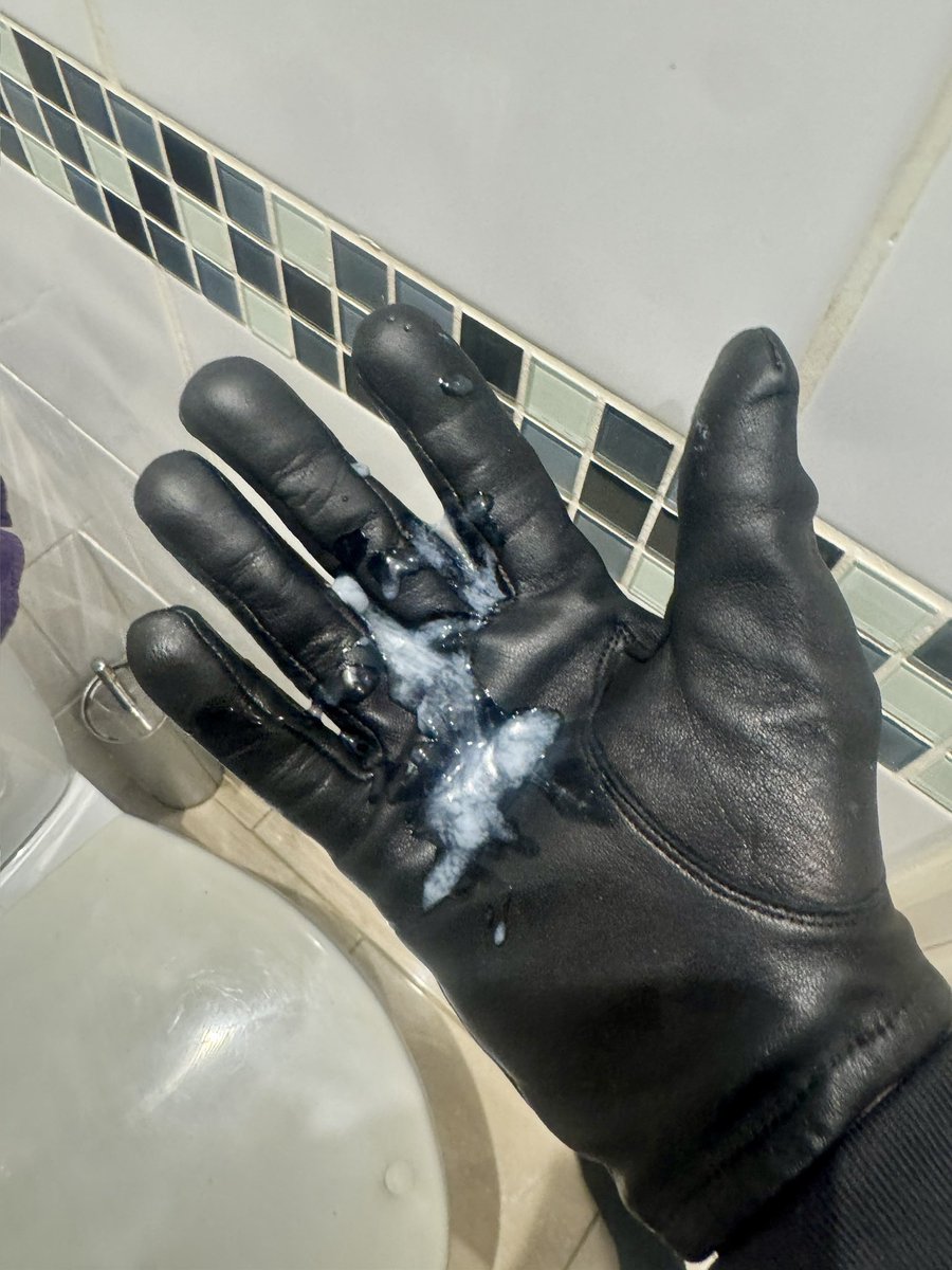 AlphaSmkr's tweet photo. Who wants to clean Daddy’s cum glazed glove? If ur a good bitch, I’ll make ya clean my cock off too 
Get to work, boy! https://t.co/dEl99L2DKk