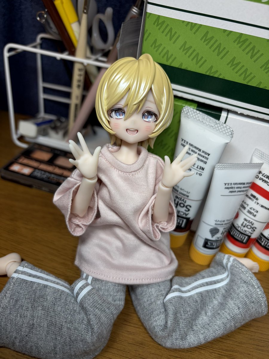 neko_115chan's tweet photo. 色移り怖いので安心安全のアゾン様のお洋服で今後は過ごしていただきます
ドドドド好みの顔で嬉しすぎる https://t.co/lMUnhKjiVv