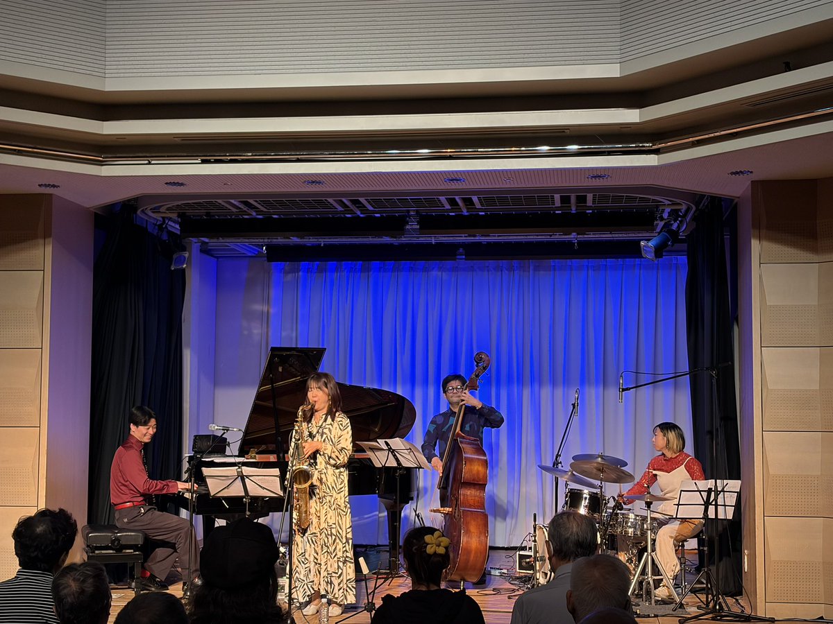 mohetsuma's tweet photo. Maple Afternoon Jazz　Concert vol.24終演‼︎

一年ぶりのライブ会場でのたくジャズバンド。
いつものメンバーでの笑顔と音楽のやり取り、素敵でした！

来月は配信でもお会いできるとのこと、楽しみにしております、ありがとうございました‼︎
＼(^o^)／ https://t.co/P5hZz0VjuP