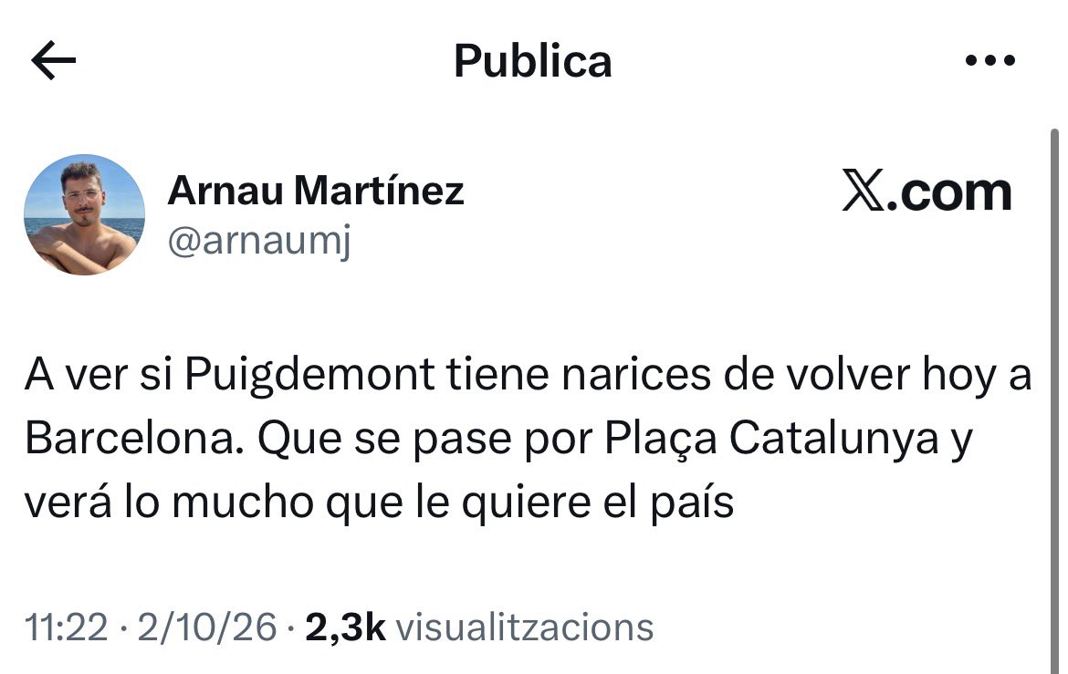 aleixclario's tweet photo. Un altre periodista «d’esquerres» que fa una piulada com qualsevol de Vox. Per cert, si avui no pot passar per plaça Catalunya és perquè continua a l’exili gràcies, entre d’altres, al PSOE. I tot per posar urnes. Demòcrates de pa sucat amb oli. https://t.co/6jg13GWFhL