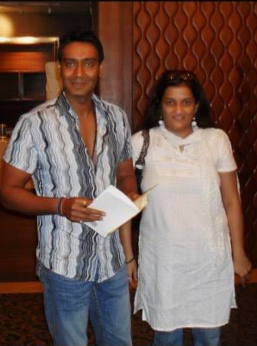 PriyankaRaina_'s tweet photo. I love movie #Drishyam the first part...After watching thought wow @ajaydevgn finally came up with unique and brilliant concept..

Bur when saw #South movie; broke my trust ... it was #AjayDevgn only knew to copy a film🤣
So don't wanna see Conclusion of South #Copy🤣😜 https://t.co/0zUUcNw1xx