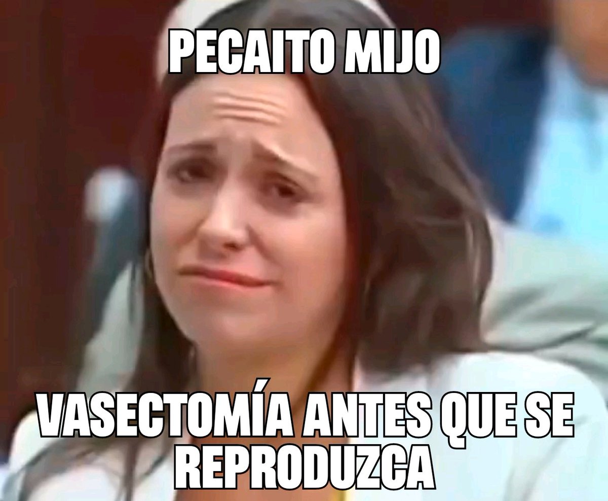 donramonio's tweet photo. @PitPad3 Uff en serio, este tipo se nota que  lo más  profundo y complicado que se  ha leído son las instrucciones del champú... y no las entendió. https://t.co/8Zt77C5kQ8