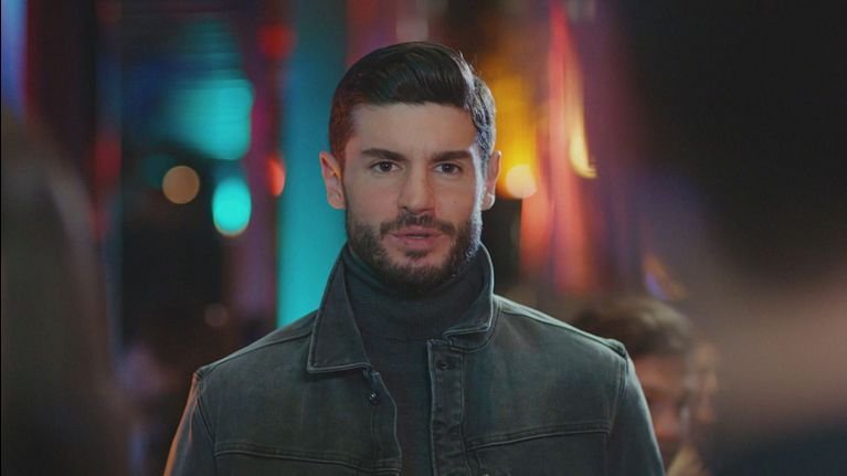 Montes1301's tweet photo. BERK OKTAY (Cagatay di #ForbiddenFruit) DOMANI A #Verissimo
#YasakElma https://t.co/iPE9wjnAOs