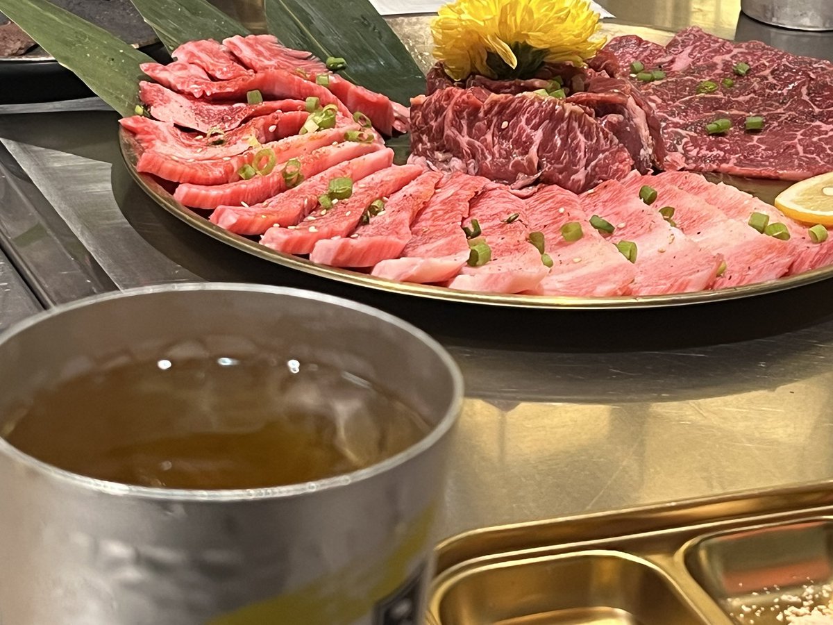 _kanoyama's tweet photo. 焼きな肉 https://t.co/MueIoGPzc4
