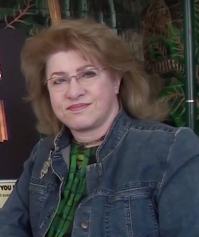 jonathancyfer's tweet photo. #SciFi #author Diane Carey b 1954 Robin Riker b 1952 was in Alligator (1980) Kymberly Herrin b 1957 was in Ghostbusters (1984) Persis Khambatta b 1948 was in #StarTrek The Motion Picture (1979) #birthdays #SciFiFri #popculture #sciencefiction #trivia #history https://t.co/Yy6ilcwC4C