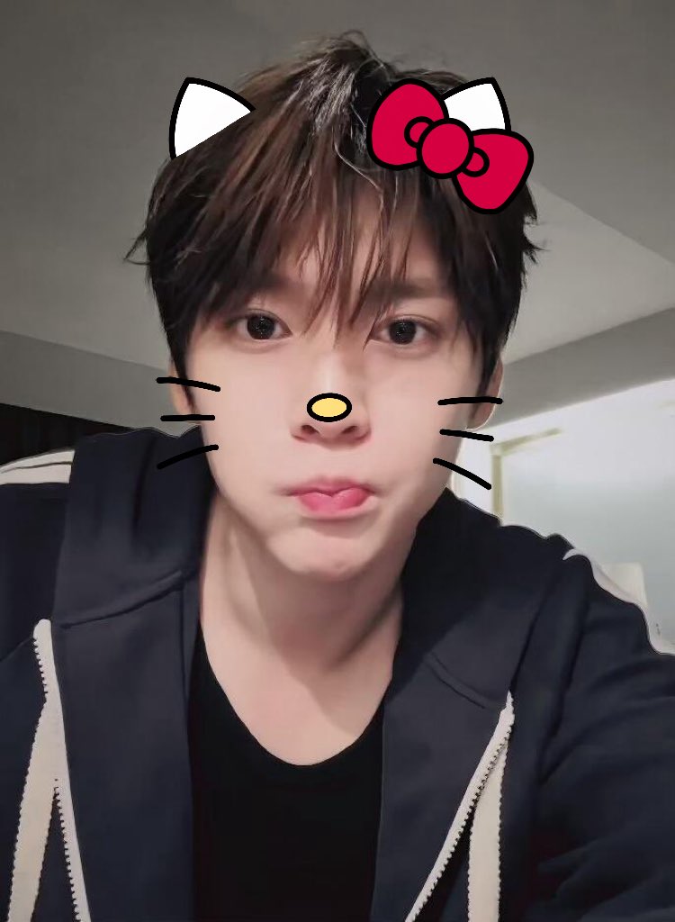 usofuckingcutee's tweet photo. >< https://t.co/qLNNcFxgEa