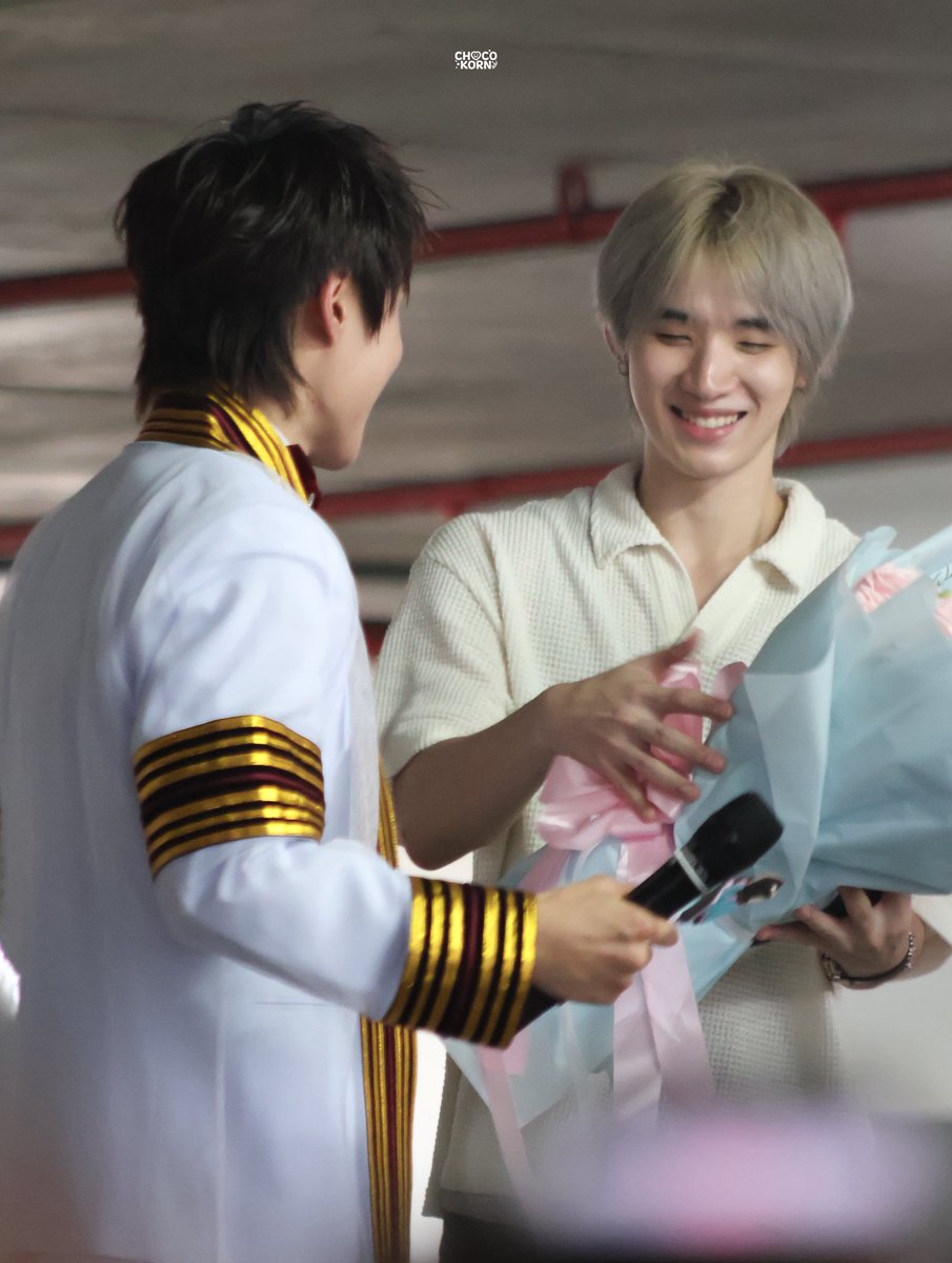 chocokorn's tweet photo. คนที่มีความสุขที่สุด 😭🤟🏻

CELEBRATING NUTDAN

#GraduateNutdan
#nuthong #นัทฮง https://t.co/fYlpGhl8Oi