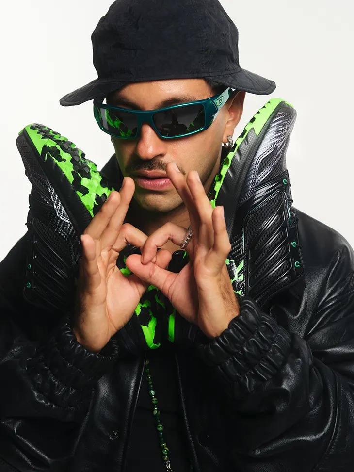 designscene's tweet photo. Salomon and Feid Introduce the ACS NEXXT “The Green Star” - See more here: https://t.co/pQzwFTZAR1

#Salomon and Latin Grammy-winning artist and brand ambassador #Feid continue their collaboration with the ACS NEXXT: The Green Star by Feid, a new footwear release that brings the Colombian artist’s recognizable visual language to Salomon’s ACS franchise. The project introduces a new interpretation of the technical silhouette through Ferxxo green, reflective details and personal elements connected directly to Feid.

Photo Courtesy of Salomon