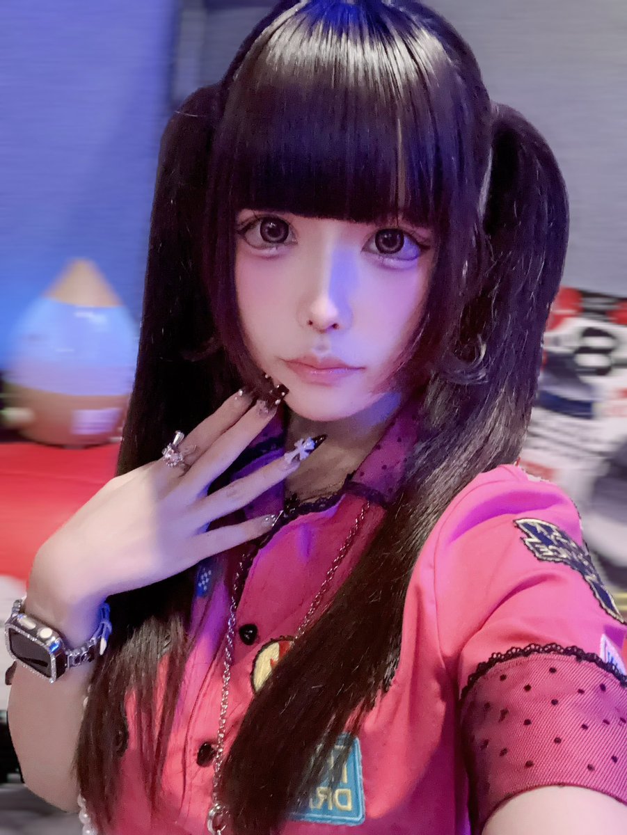 RB160_nyachi's tweet photo. はじめてのおきゅいん( ᴗ̀ ̫ᴗ́ ) ⸌̟͂̋⸍̑⸜̑⸝͂ ໋ 
本日から @rb160yokohama でお給仕させていただきます、にゃち です🎀♡

愛車は180SX❣️ 
車もお酒も好きなのでたくさん構っていただけると嬉しいです𐔌՞⸝⸝ʚ̴̶̷̷ · ʚ̴̶̷̷⸝⸝ ՞𐦯◝❤︎ ͛ 
よろしくお願いします🐇🌟

 #RB160  #コンカフェ https://t.co/AGPEaKexon
