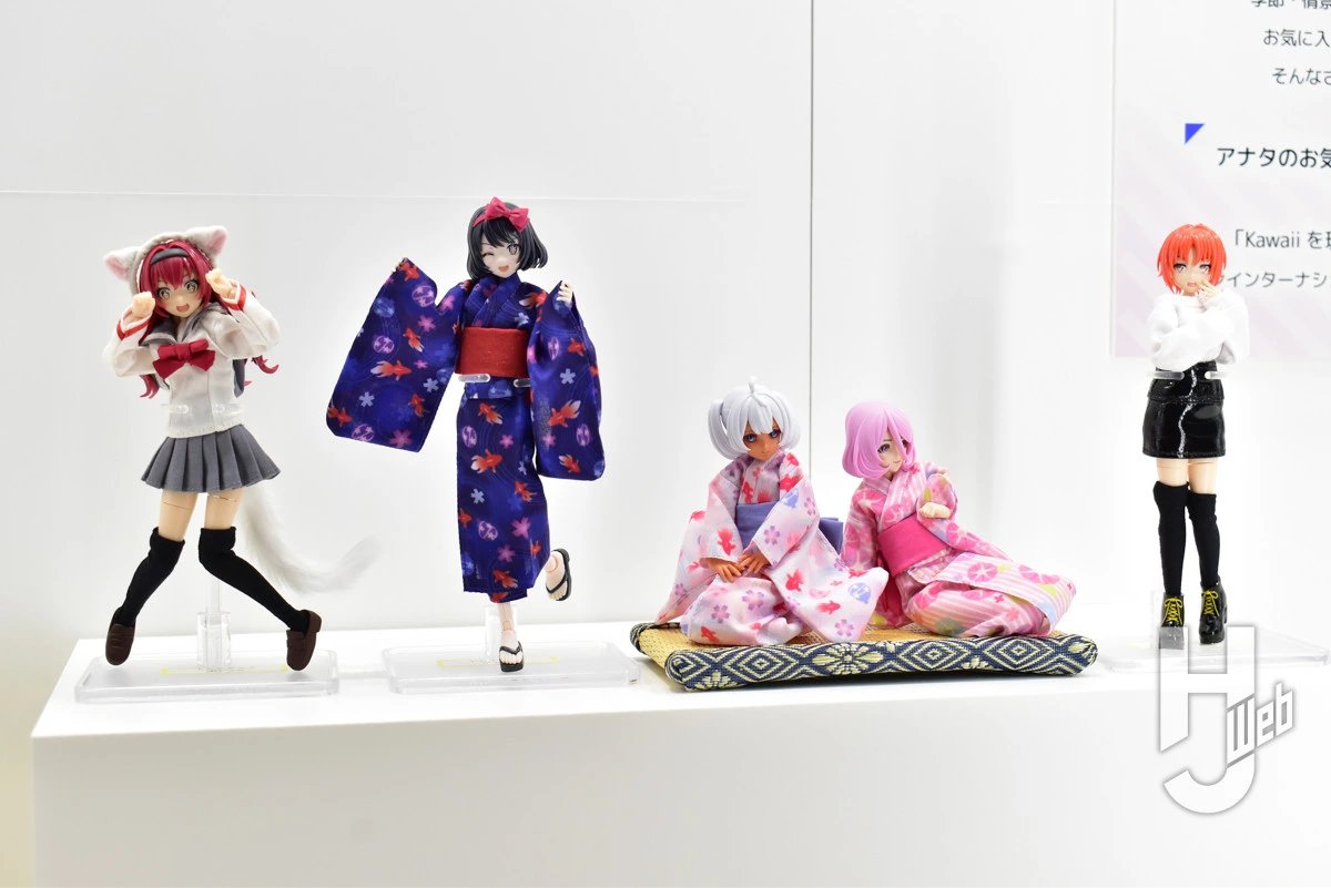 Hobby_JAPAN_Web's tweet photo. ガールズプラモ用布アイテムブランド「PlasCloth（プラスクロス）」が発表！
新作アゾンドールも展示中

【アゾンインターナショナル／第63回全日本模型ホビーショー】

🔗https://t.co/HQ15REQGav https://t.co/L5xxBt05we