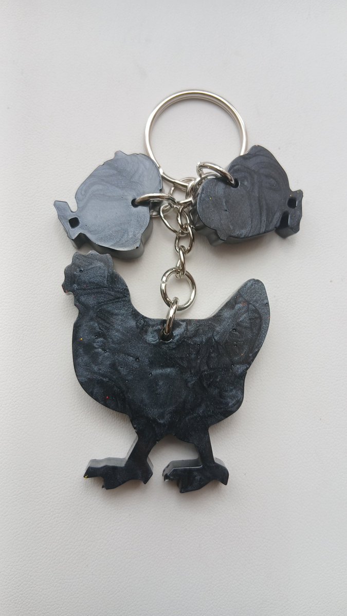 Kanjoor0's tweet photo. @QhuwaKrafts @WanjiruOfQ COLLECTIBLES 5
Mama Hen Keychains

From 600 to KES.500

(Pick &amp; Pay ready as on image-you can order in any other color too)

All discounts for these or orders made for these, run from 2nd Oct-10th Oct 2026 

+254751610909 (Airtel Money+Enquiries) 

https://t.co/4sT2Jdvw4i https://t.co/GUUvg01nac