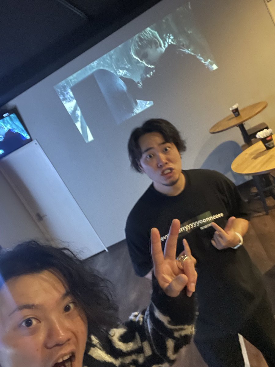 EDGEkarasuyama's tweet photo. 🐹10/2🌻
烏山EDGE
本日
ずっぴー＆ざっきー🙌

今日からずっぴー復活だよー！！
久しぶりすぎる「ずぴざき」😎😏
今日も盛り上がっていっちゃいましょー！！！

皆さんお待ちしております🥰✨ https://t.co/yjbCQFFy5S