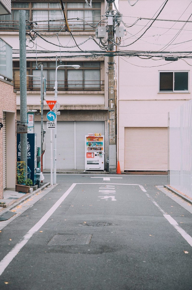 Izaque30422949's tweet photo. 差し入れには酸っぱいものの方が適してるなと
梅干しとかキレートレモンとか
酸っぱくて目が覚めるし疲れも少しとれる🍋 https://t.co/ArYRiQoBm0