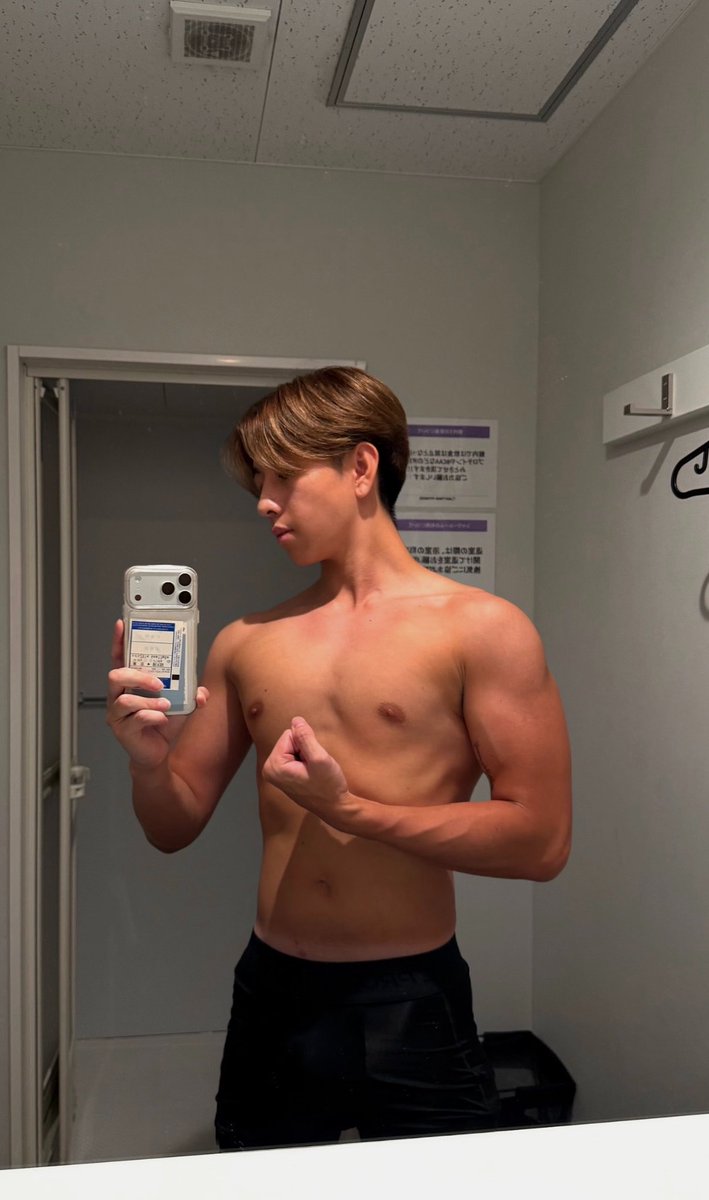 zeexps's tweet photo. 💪 https://t.co/uNn7dzw75w