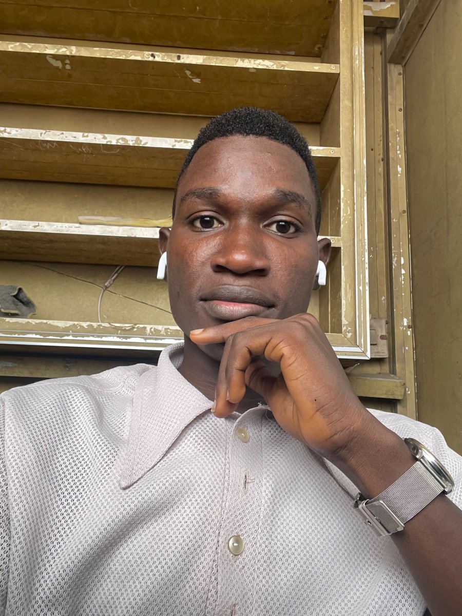Daniel_Oladiji's tweet photo. Happy Sunday 😏😏💁🏻👌🧍 https://t.co/K3dia4hpTi