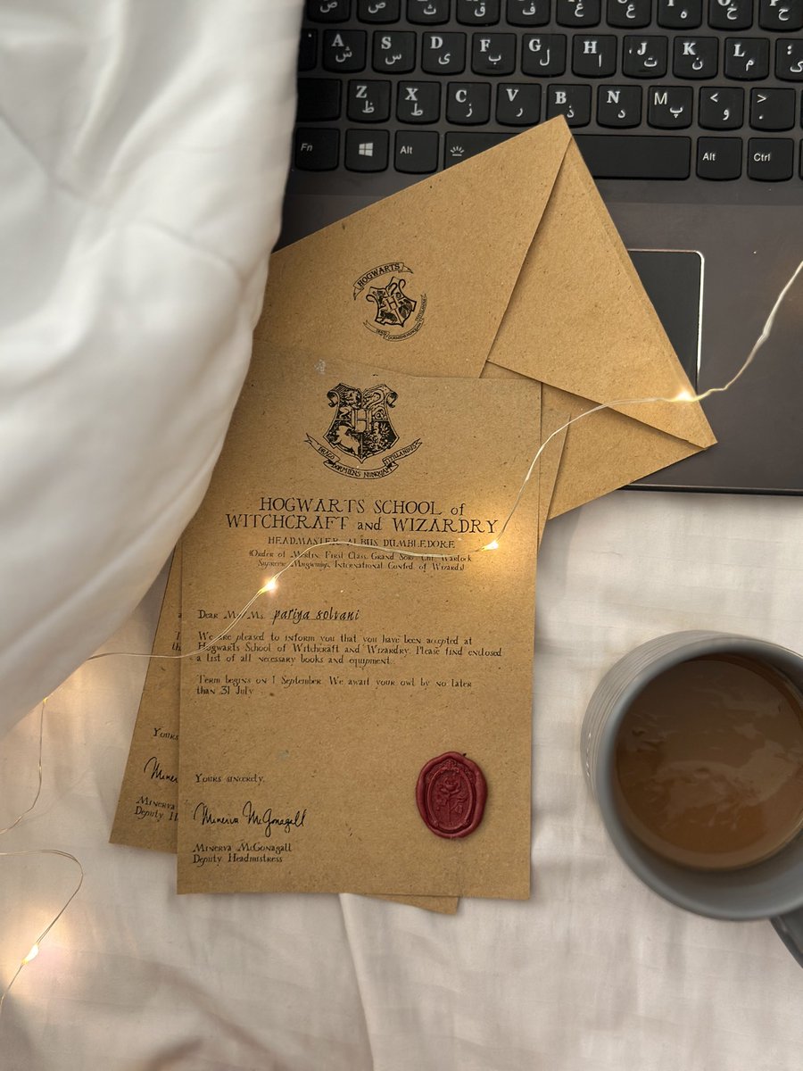 Neraida79's tweet photo. دوستان نامه من رسید
قرار از دست این ماگل ها راحت بشم
#harrypotter https://t.co/v9aHEzbssQ