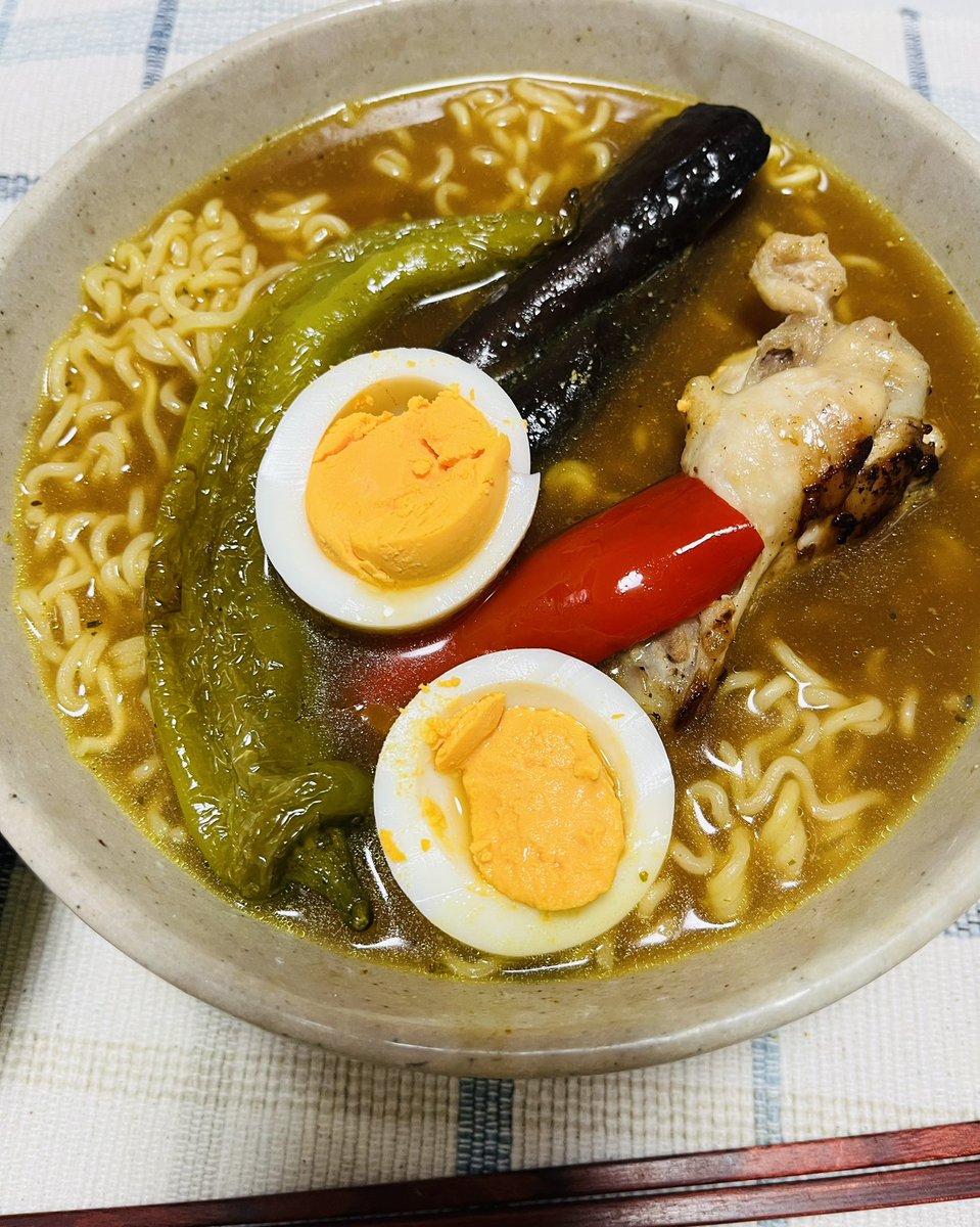 o___nchan's tweet photo. スープカレーラーメン🍜 https://t.co/7mfUcZuGvl