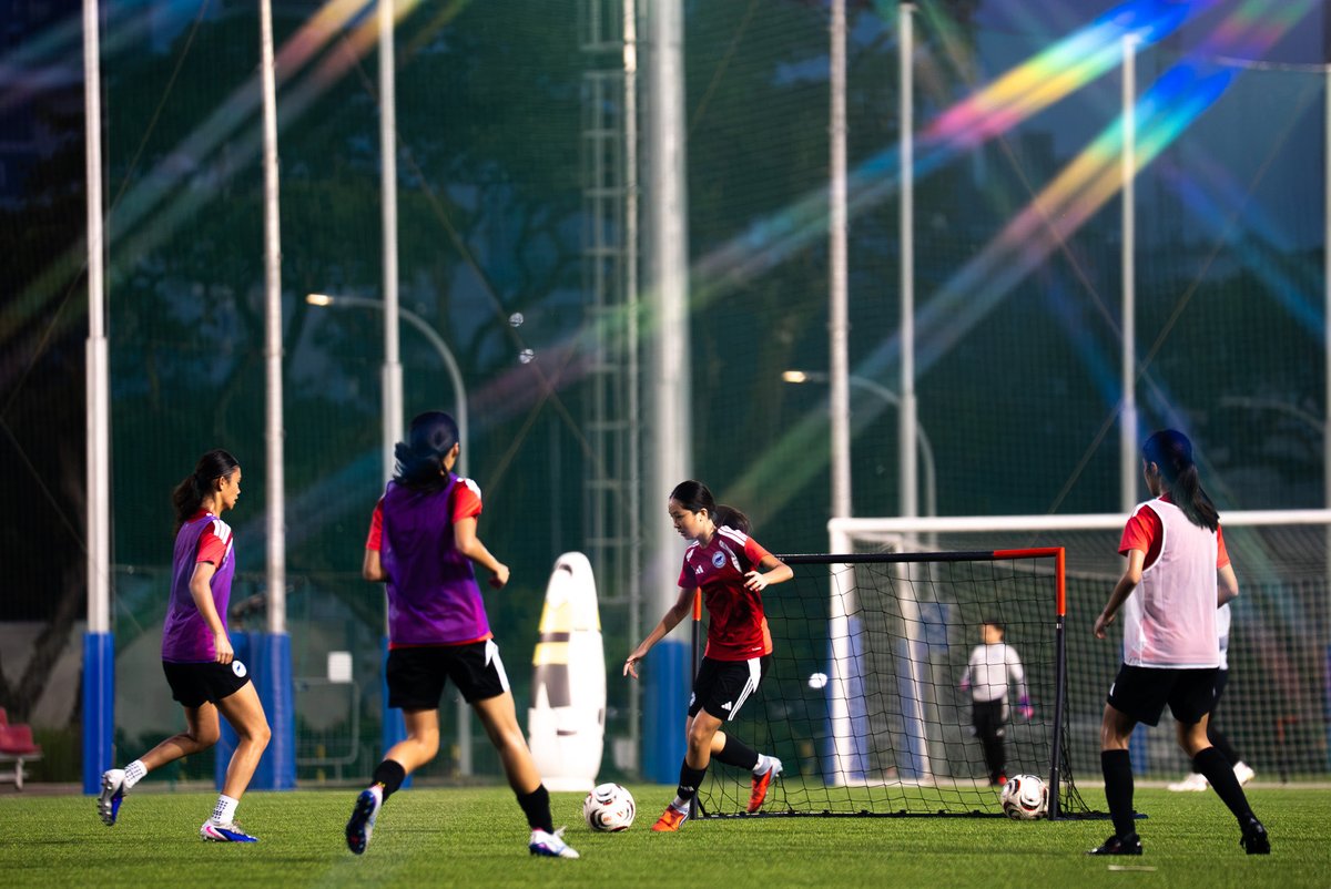 FASingapore's tweet photo. Less than a week to go. ⏳🇸🇬

The U16 Girls are getting ready for their AFC U17 Women’s Asian Cup 2027 Qualifiers on home soil. ⚽️

📍 Bishan Stadium
📅 5, 8 &amp; 11 October

Come down and back the girls! 🙌 https://t.co/7hJ6JwjHfr