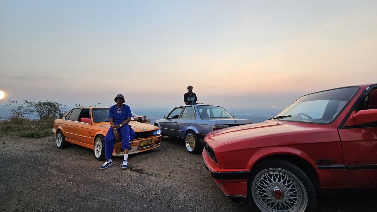 Afana_Ceez's tweet photo. VRRR PHAA Officially out   

https://t.co/OD65Yv90rJ https://t.co/Xxwl3Ed5lP
