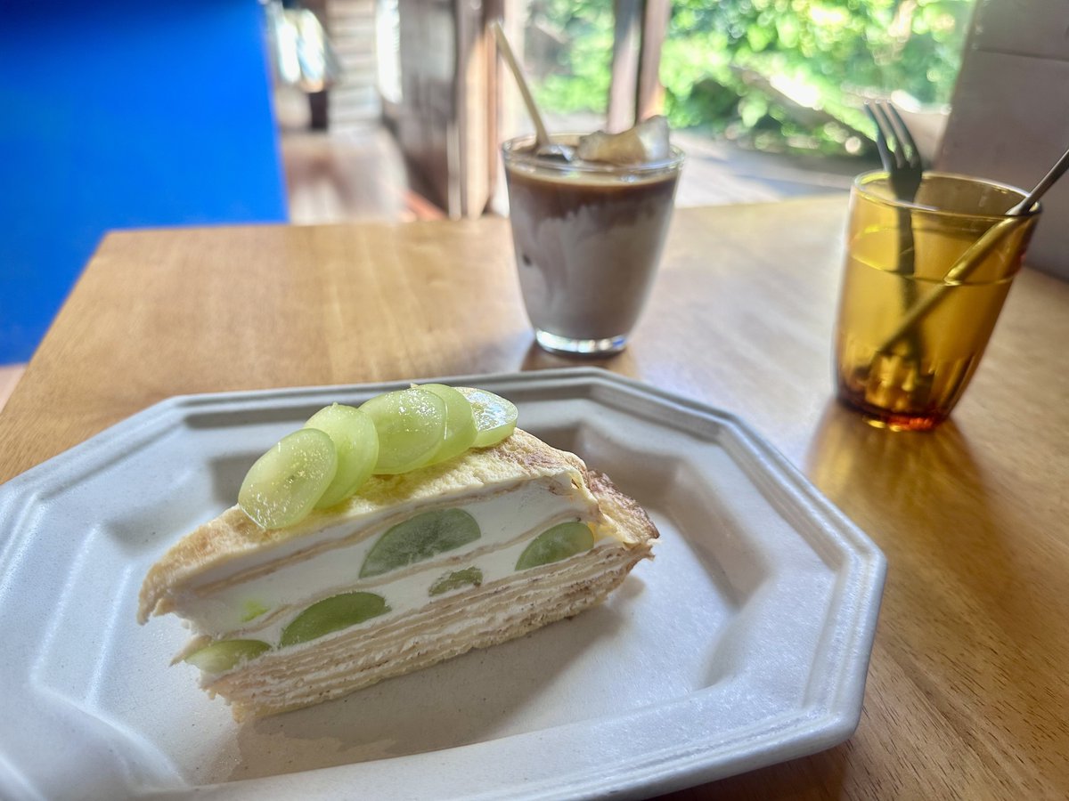 YFactotum's tweet photo. ちょっと前の甘味
ミルクレープの文字見かけると頼まずにいられない https://t.co/V3thwYFYhH