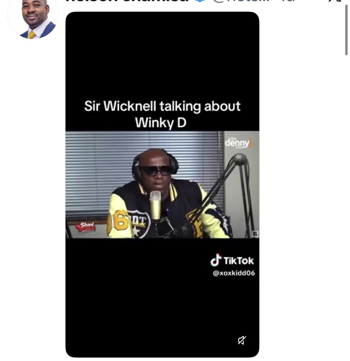 nickmangwana's tweet photo. Nothing is cool about hijacking every tragedy to be about yourself. A family perishes in an aviation disaster , and you still somehow insert yourself into the story. Why? Let's not be this self-absorbed. #Ubuntu https://t.co/UbB2J34G77