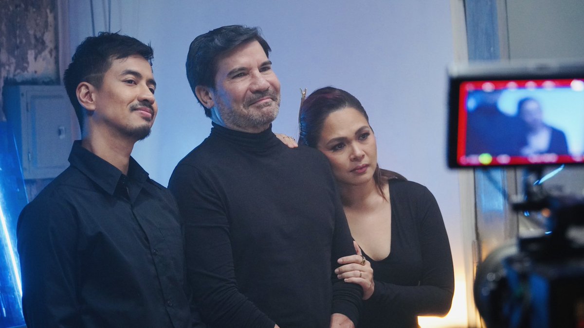 officialjudayph's tweet photo. We are Shine! Pamilya ay pamilya! Magkakasama sina Andrea, Matthew, Gab at ang buong SAM hanggang dulo. ❤️
Watch the episodes of Call My Manager, now streaming on @HBOMaxPH.
#JudyAnnSantos #CallMyManagerPH #HBOMax https://t.co/pq9e7zC226