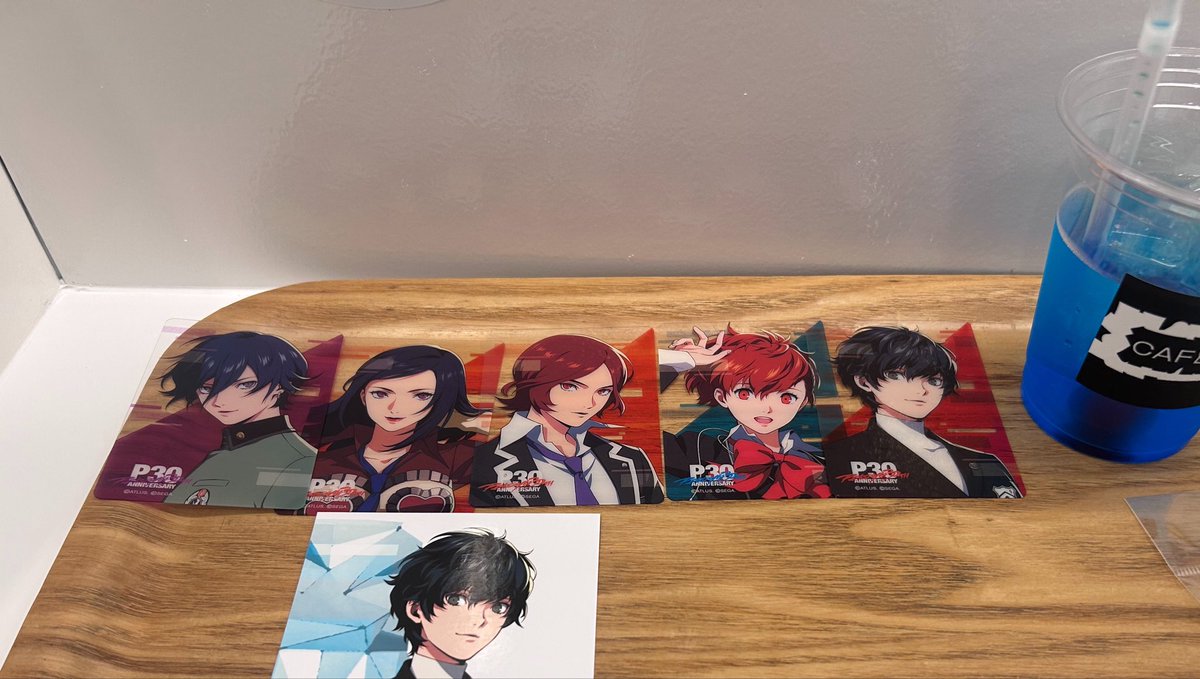 yolum_'s tweet photo. @Taka9ra__ はじめまして。フォトカP1所持しております、P4と交換可能でしょうか？当方も名古屋です。ご検討よろしくお願いいたします🙇‍♀️ https://t.co/W8YLCrai43
