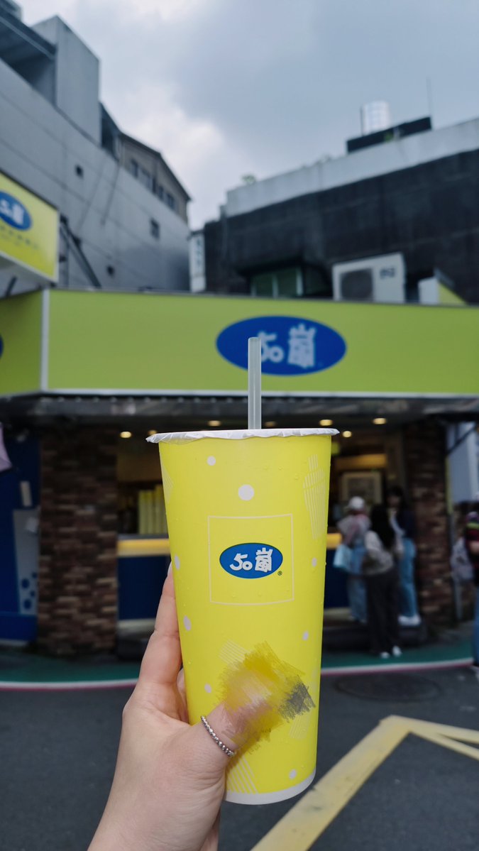 mipi822's tweet photo. 台湾行きたい(わん🐶)
AAA行きたかったけどチケット皆無だた🥲🥲🥲 https://t.co/3b6GnYbRIh