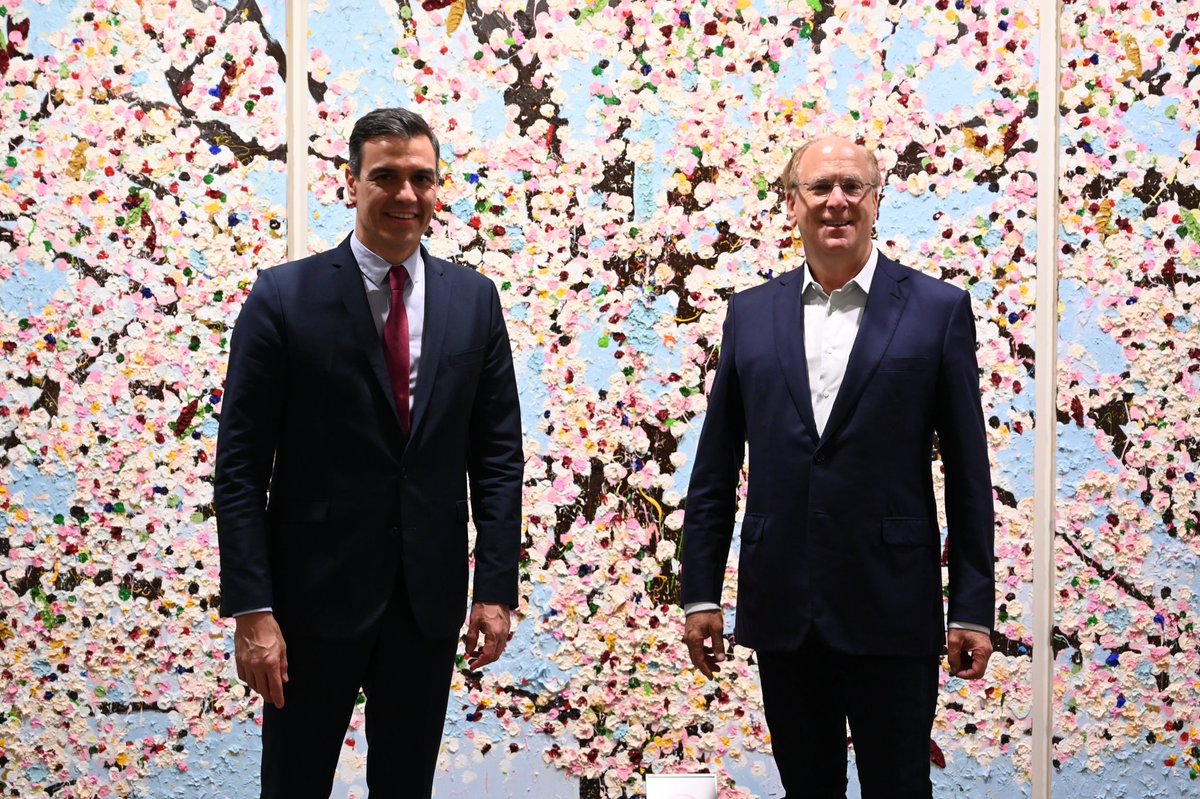 GuillermoRocaf1's tweet photo. Maldita Hemeroteca 👇🧐
@sanchezcastejon con el Presidente del Fondo Buitre BLACKROCK principal saqueador del mercado inmobiliario en España 😱⚠️
Que toda España se entere... https://t.co/t4Pj29mGrO