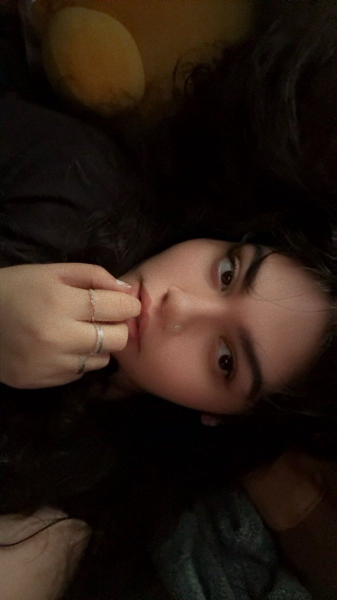 uhlysxh's tweet photo. Deleting when I wake up https://t.co/f30vk6f06W