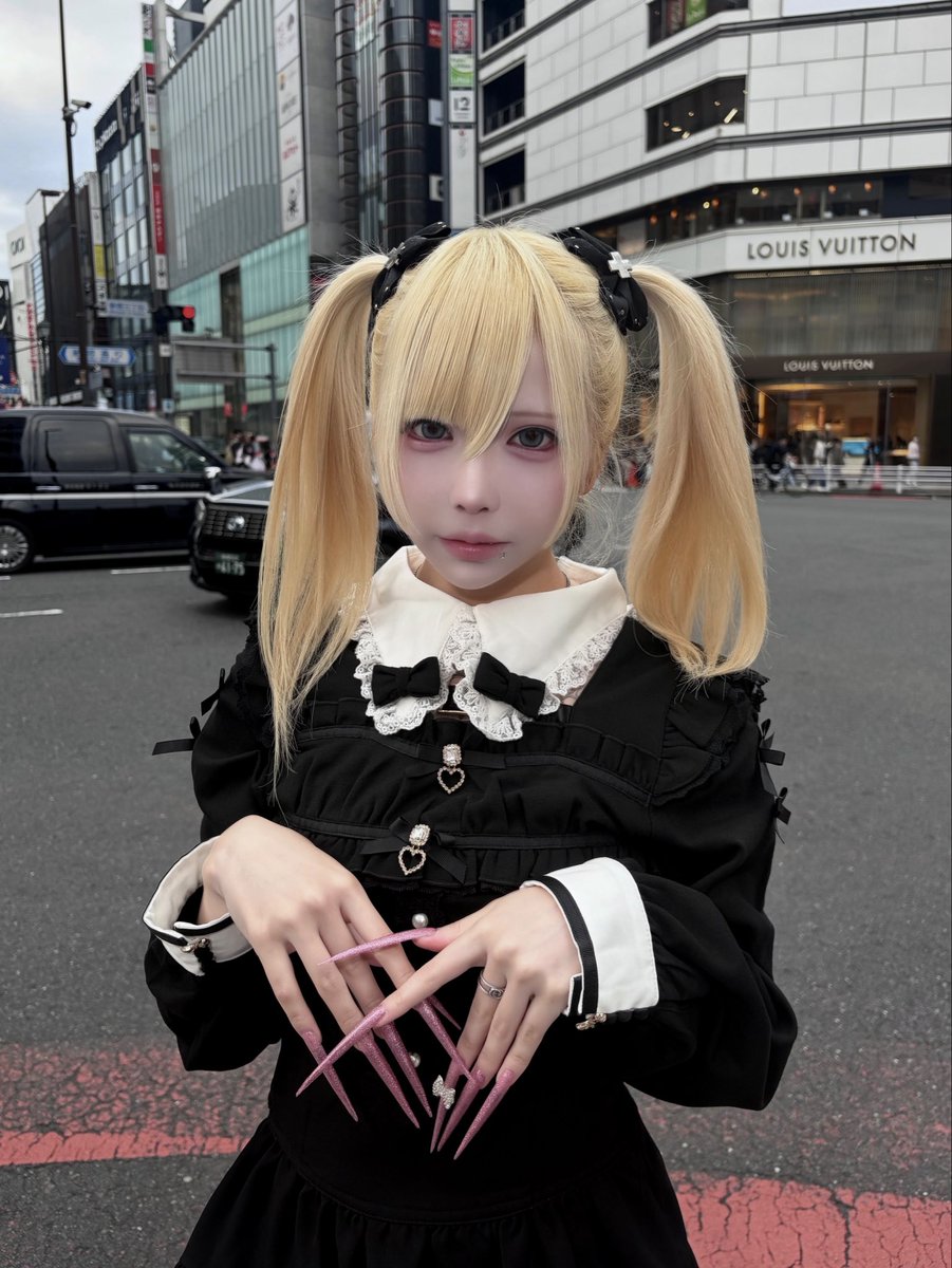 milim_36's tweet photo. 涼しくなってきたからニーハイ履きやすい https://t.co/vuBLwzEqeW