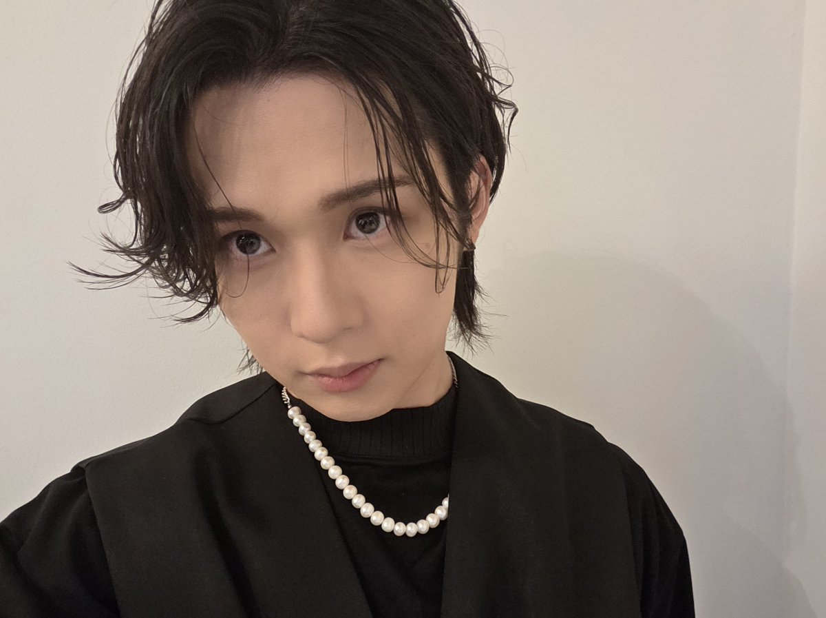 shinta1024's tweet photo. 刀ミュ稽古始まった！
違うスタジオで違う曲の稽古してた
佐奈ちゃんが会いに来てくれた！好き！

明日はファンミ！

まだお席あるので
池袋来られそうな方
是非会いに来てね！
https://t.co/oJEaOSQvUp https://t.co/Ckz35fFop6