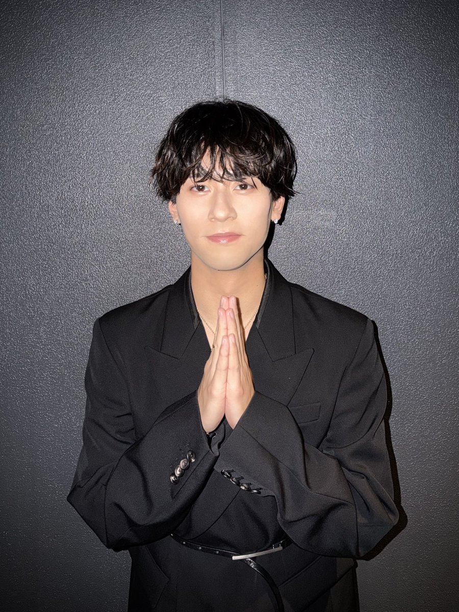 ballistik_fext's tweet photo. #深堀未来 初主演
🎬映画『デス≠キル／ゲ―ム』初日舞台挨拶

足を運んでくださった皆様
ありがとうございました✨

引き続き、劇場でお楽しみください🃏

@deathkillgame #デスキルゲーム
#MIKU #BALLISTIKBOYZ https://t.co/WJUExq91pk