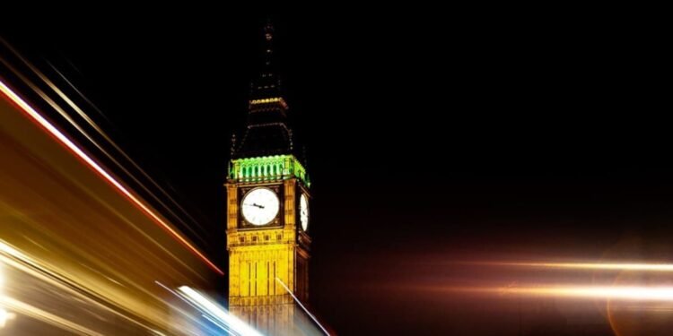 ChiodiDonatella's tweet photo. Dalla #Brexit al #Breturn.
A dieci anni dal referendum che sancì l'uscita del Regno Unito dall'Unione Europea, Bruxelles studia i margini di riavvicinamento.
Di Giorgio Labrinopoulos ⬇️
#2ottobre #2ottobre2026
@NetGiorgio @italiareportusa
https://t.co/DoE0rNmc0W https://t.co/k32iOqRyFz