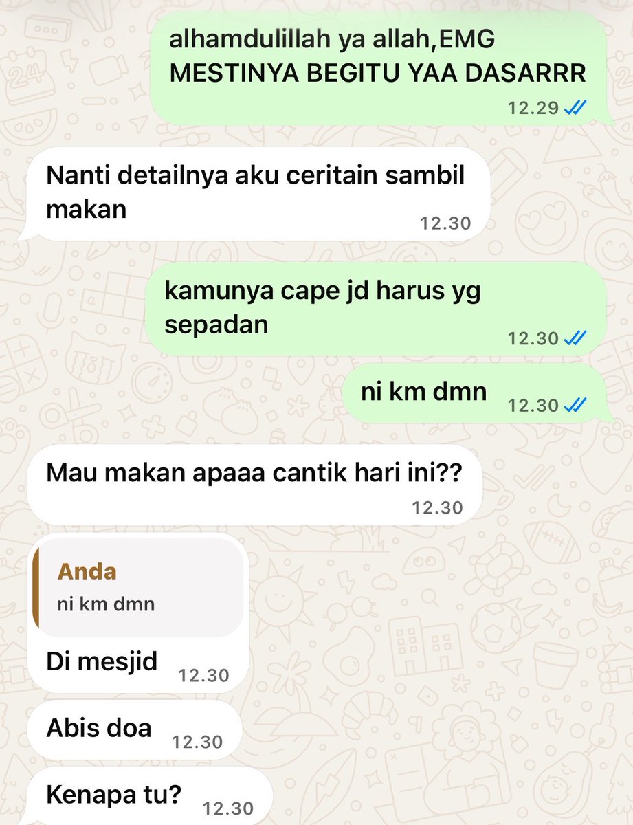 barebluu's tweet photo. ak tim klo mau makan apa bingung,jd kita serahin ke si bapak aja. https://t.co/uGgVIEo9Oa
