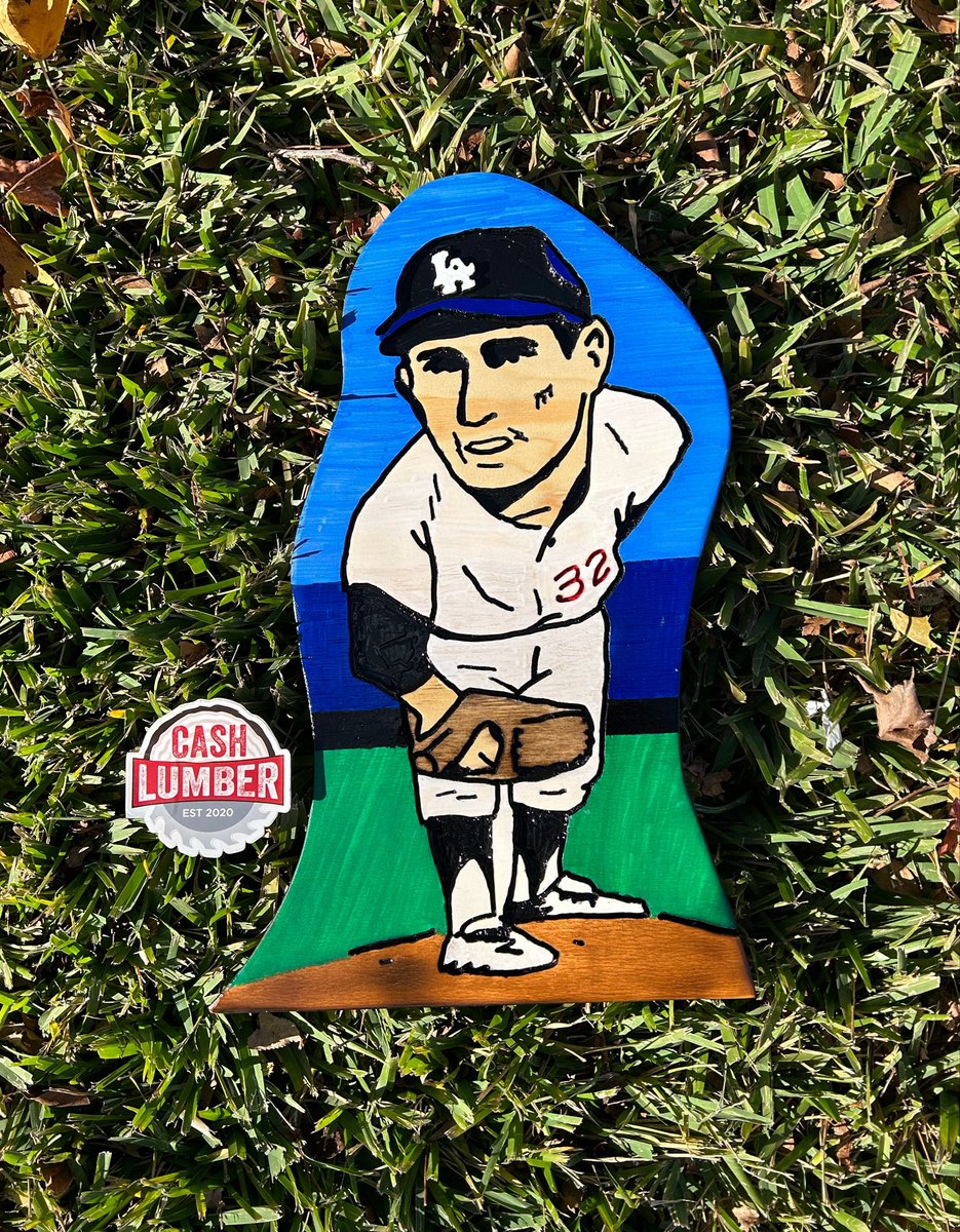 1Cash28's tweet photo. Good Morning!
A few fun favorites for this Friday edition of #WhatsOnYourDesk.
Sandy Koufax, 3 time Cy Young winner, MVP, 4 World Series titles, 4 no-hitters including a perfect game & he was the youngest player inducted into the Hall of Fame.
#BeTheGood
@CardPurchaser https://t.co/LylUhDVmCL