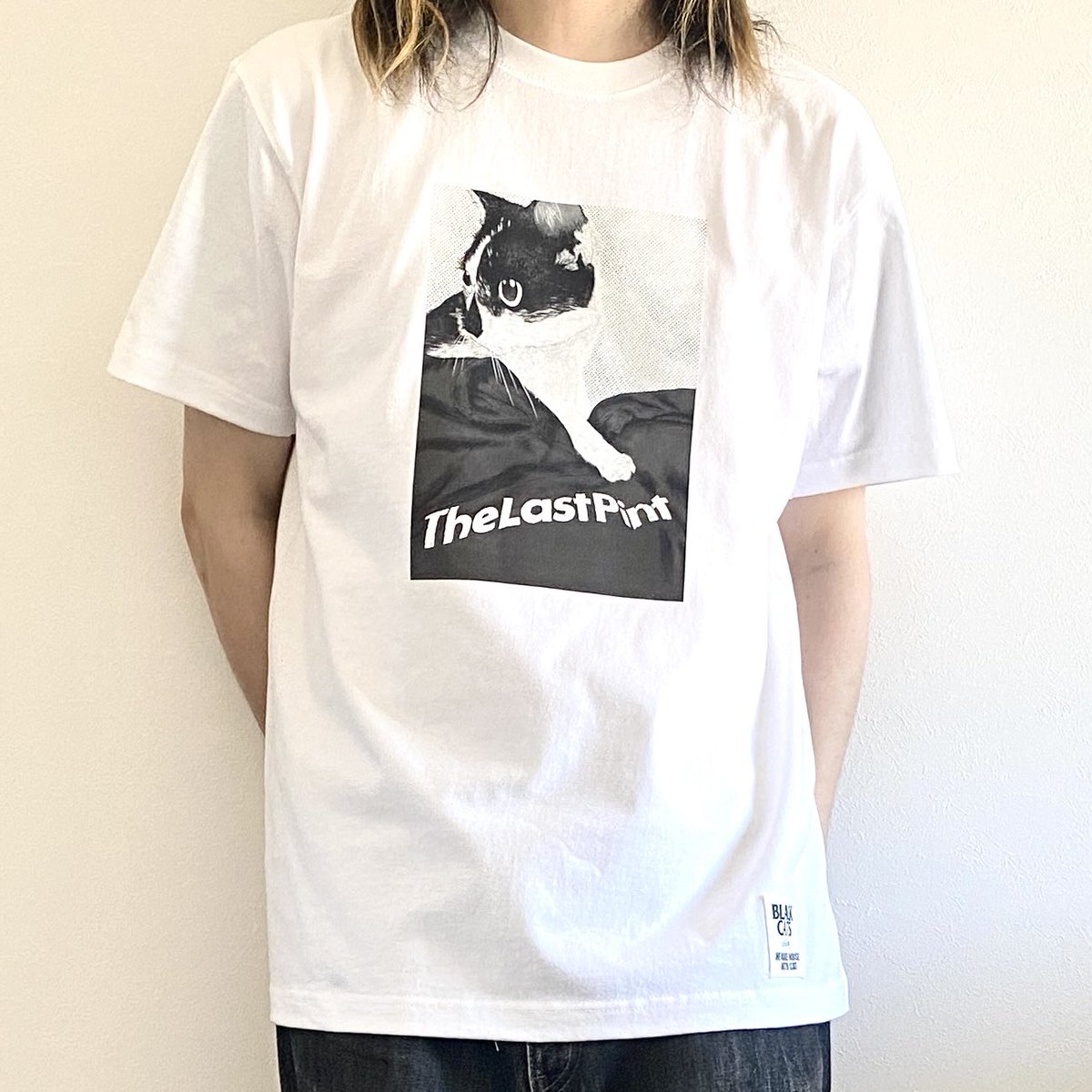 SPACE_CLOTHING's tweet photo. 伊勢を拠点に活動するバンド、THE LAST PINTとのコラボTシャツ受注開始しました🐈‍⬛

https://t.co/OnHqLidbQN https://t.co/B8bD68nijP