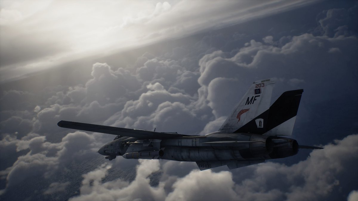 tanan81471185's tweet photo. #ACE_COMBAT8 
前作でも充分空の表現が凄かったけど本作は遥か上を行ってる
ここに映ってる雲一つ一つに実際に入れるし機体への異常もちゃんと起きる
めちゃくちゃ楽しい✨ https://t.co/pfRxfq0XVh